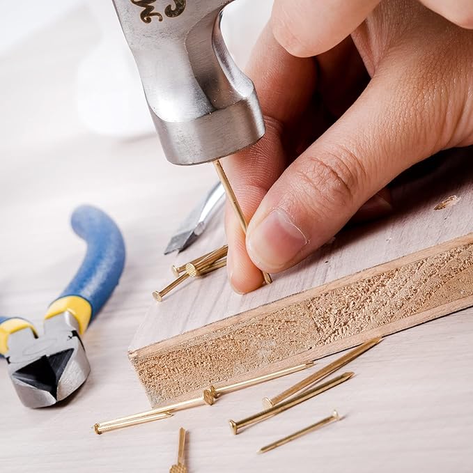 Mr. Pen- Nail Assortment Kit, 600 Pcs, 4 Sizes, Gold, Small Nails, Nails for Hanging Pictures, Finishing Nails, Wall Nails for Hanging, Pin Nails, Hardware Nails, Assorted Nails, Galvanized Nails