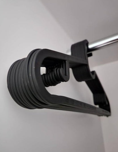 Ikea SPRUTTIG Lightweight Clothes Hangers, Black, Plastic - Set of 20, 29cm