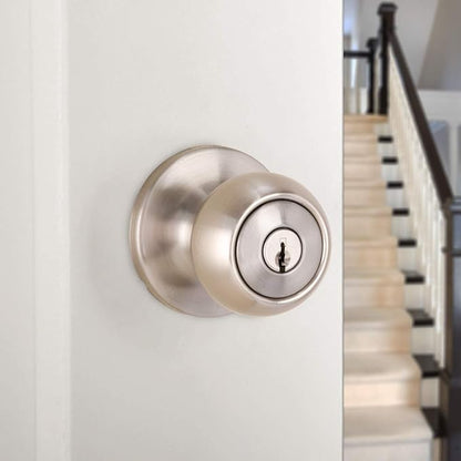 Amazon Basics Exterior Door Knob With Lock, Coastal, Easy to Install, 2 Keys, Satin Nickel