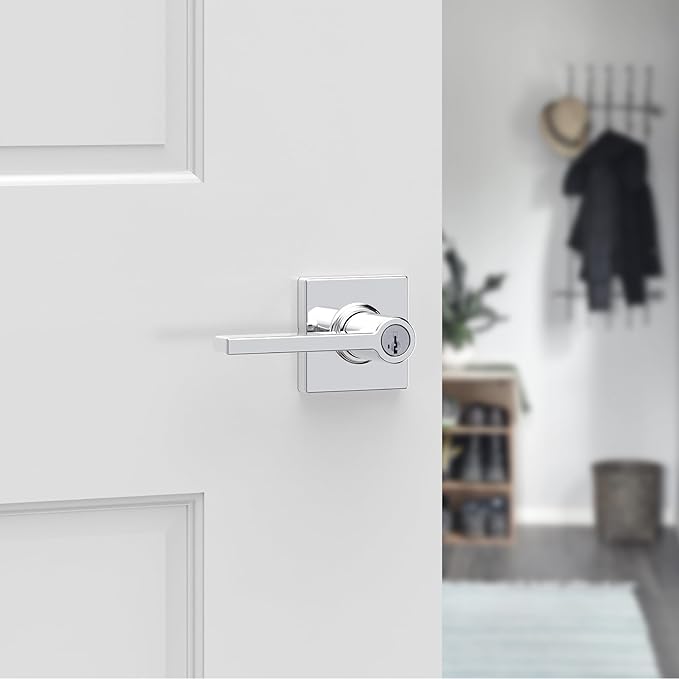 Kwikset Casey Entry Door Handle with Lock and Key, Secure Keyed Reversible Lever Exterior, Door Lock, For Front Door Entrance and Bedrooms, Polished Chrome, Pick Resistant Smartkey Rekey Security