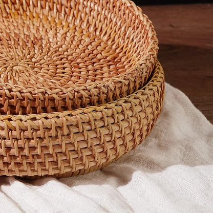 Small Round Keys Basket for Entryway Woven Baskets for Organizing Tabletop Decorative Wicker Organizer Basket for Keys Wallet Cell Phone for Fruit Candy Cracker