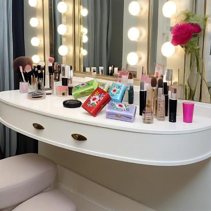 MIAO JIN 4PCS Lipstick Case with Mirror Lipstick Holder Storage Case Mini Portable Embroidery Jewelry Cosmetic Case (Random Color)