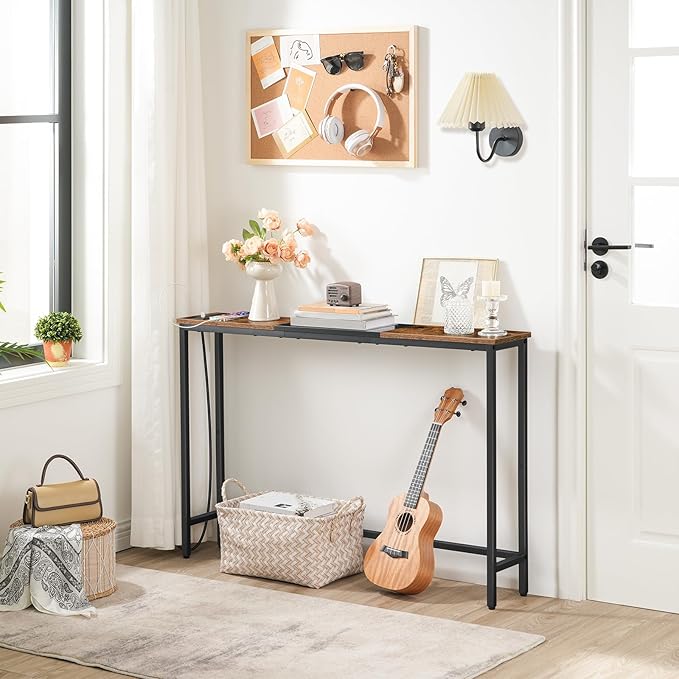 HOOBRO Narrow Console Table with Power Outlets, 44.9 Inches Sofa Table, Slim Behind Couch Table, Entryway Table with Display Shelf, for Living Room, Foyer, Hallway, Rustic Brown and Black BF114UXG01