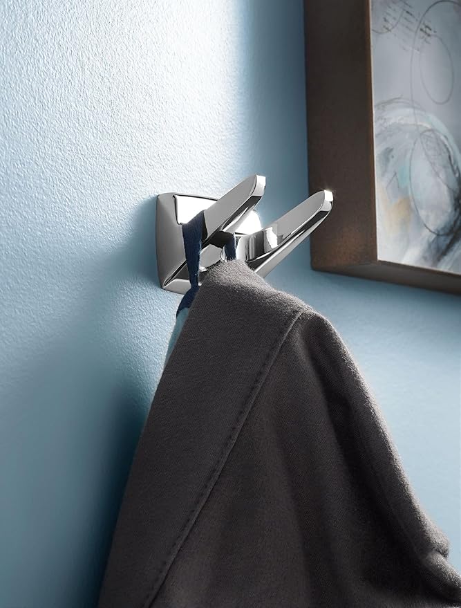 Moen Donnor Collection Chrome 6.25-Inch Diameter Wall Mount Contemporary Bathroom Hand-Towel Ring, P5860