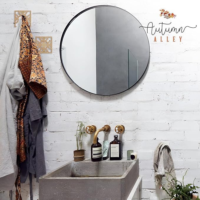 Autumn Alley Two Gold Hooks, Bathroom Towel Hook, Robe Hook Wall Mounted - Decorative Wall Hooks for Towel, Robe, Cast Coat and Door Hook for Bathroom Modern Unique Style, 2 Pack